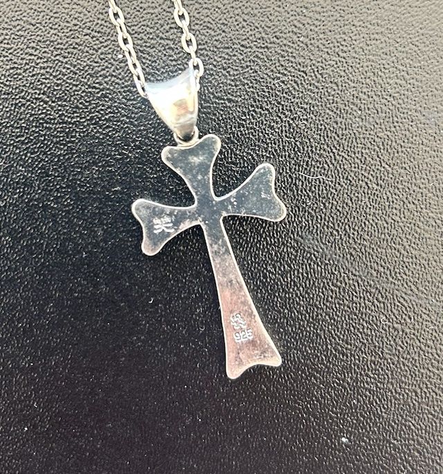 Ciondoli: Silver cross hallmarked on chain -  in presentation box – Usato da Zollikon venduto da kmg1 3