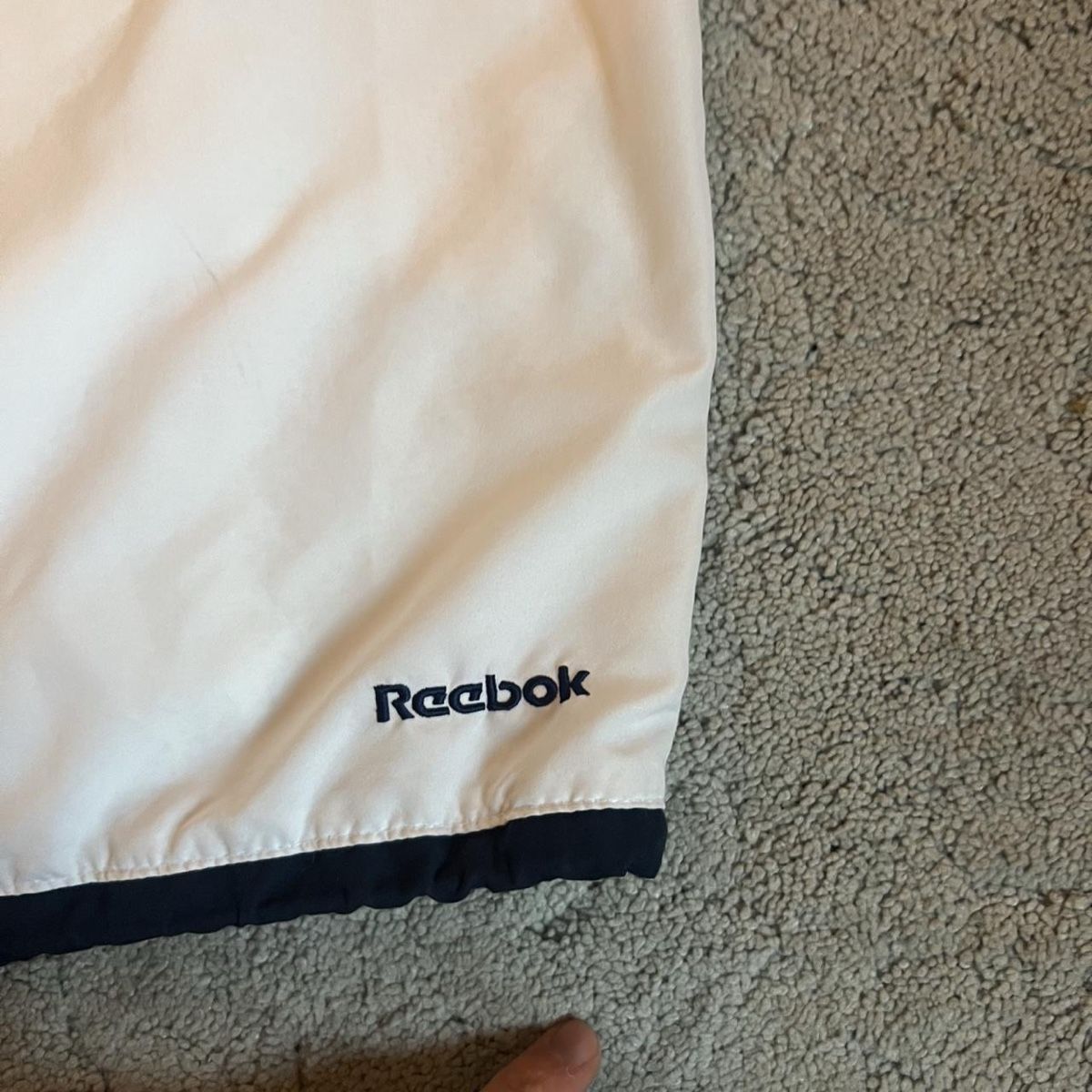 Reebok Giacche: Vintage Reebok windbreaker – Usato da Winterthur venduto da yag_rcp7 7