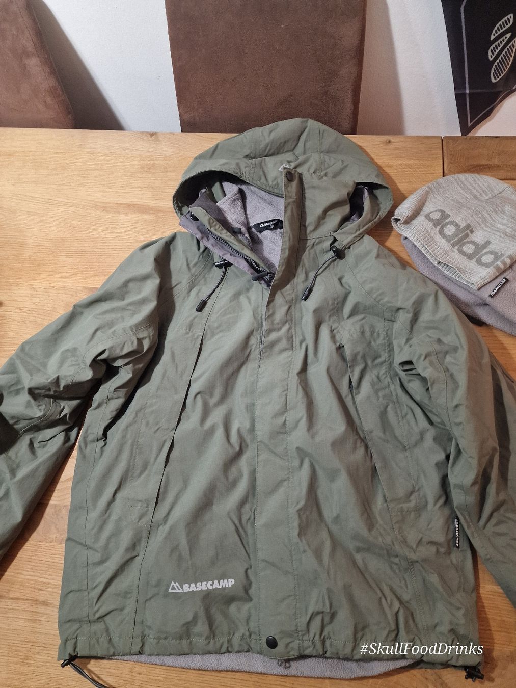 Giacche: Basecamp Outdoor Jacke – Nuovo (secondo la descrizione) da Aeugstertal venduto da Salentino_Fuso