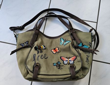 tolle Ferien-Tasche für Frühling MARKE: Desigual