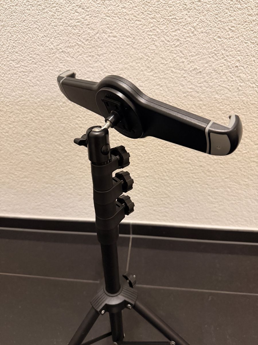 Staffa per monitor: Stativ mit Tablet Halterung schwarz guter Zustand – Usato da Orpund venduto da mar_qrp6 1