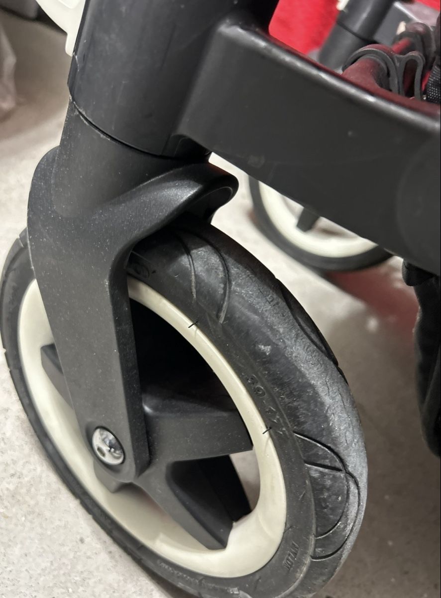 Bugaboo Kinderwagen: Bugaboo Donkey Kinderwagen mit Trittbrett – Gebraucht aus Fulenbach von muesli0445 4