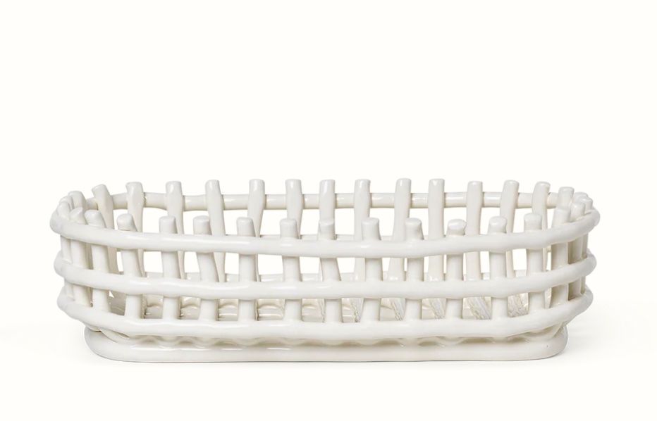 Ferm living Sonstiges für Haushalt & Wohnen: FERM LIVING CLASSIC Ceramic Basket - Oval – Gebraucht aus Zürich von pre_vy7t