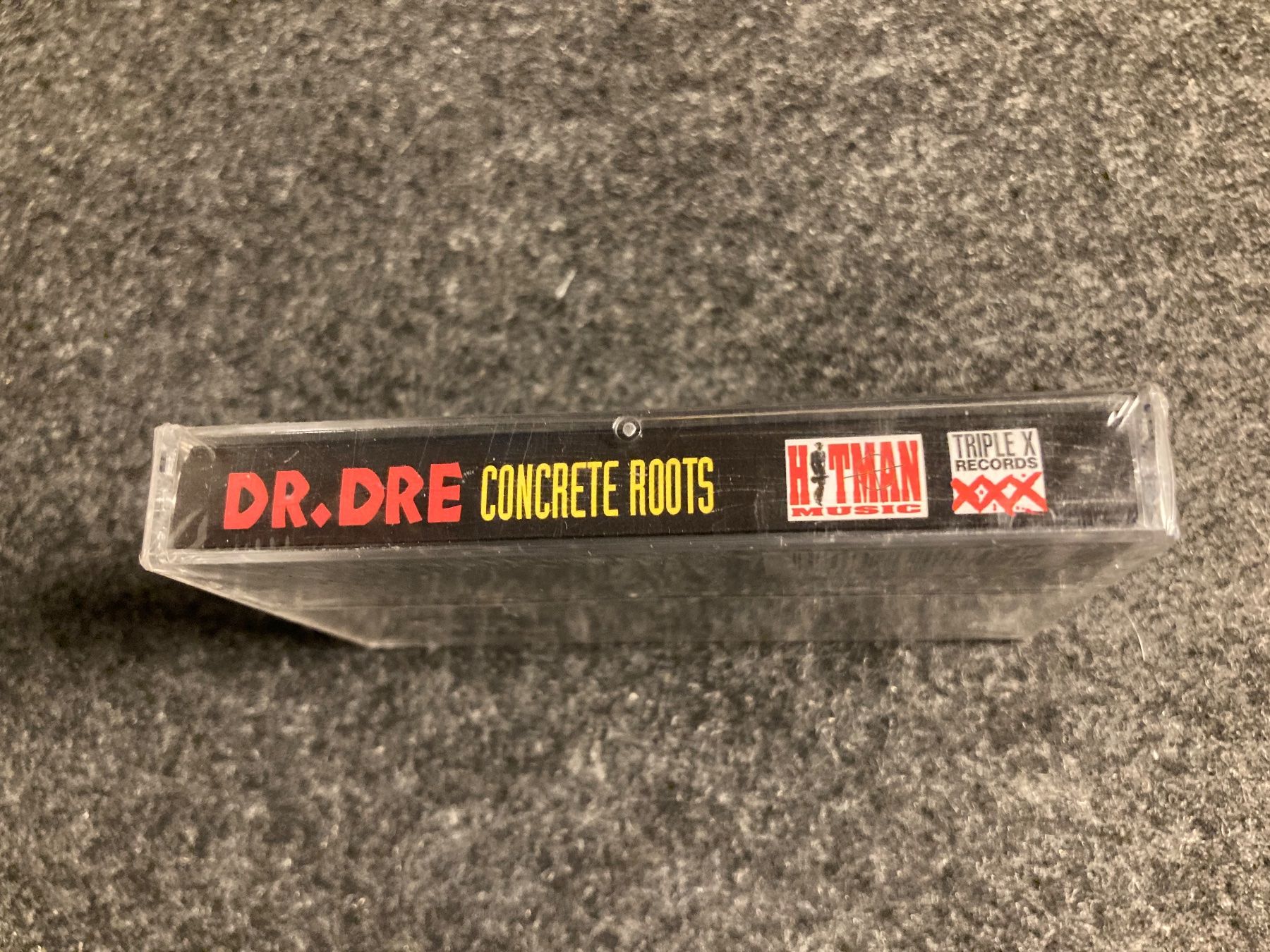 Musicassette: Dr. Dre - Concrete Roots Anthology (MC) – Nuovo e nell'imballaggio originale da Fribourg venduto da Karushi 1