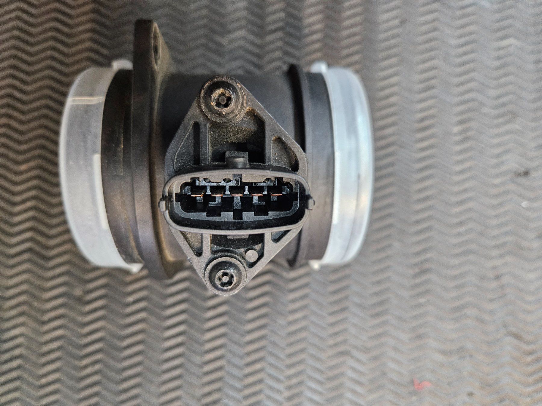 Volvo Alle Autoersatzteile: VOLVO Luftmassenmesser – Gebraucht aus Winterthur von ThomasVtec 1