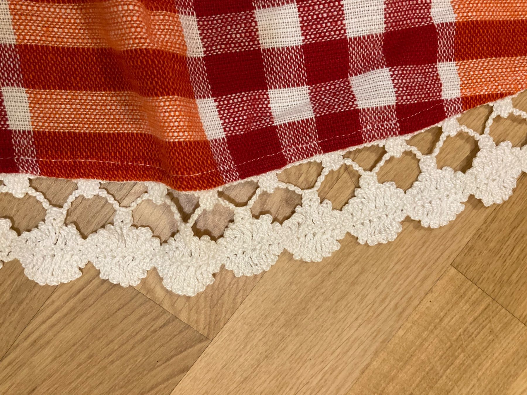 Coperte: Tischdecke rund – Usato da Burgdorf venduto da Jointler 1
