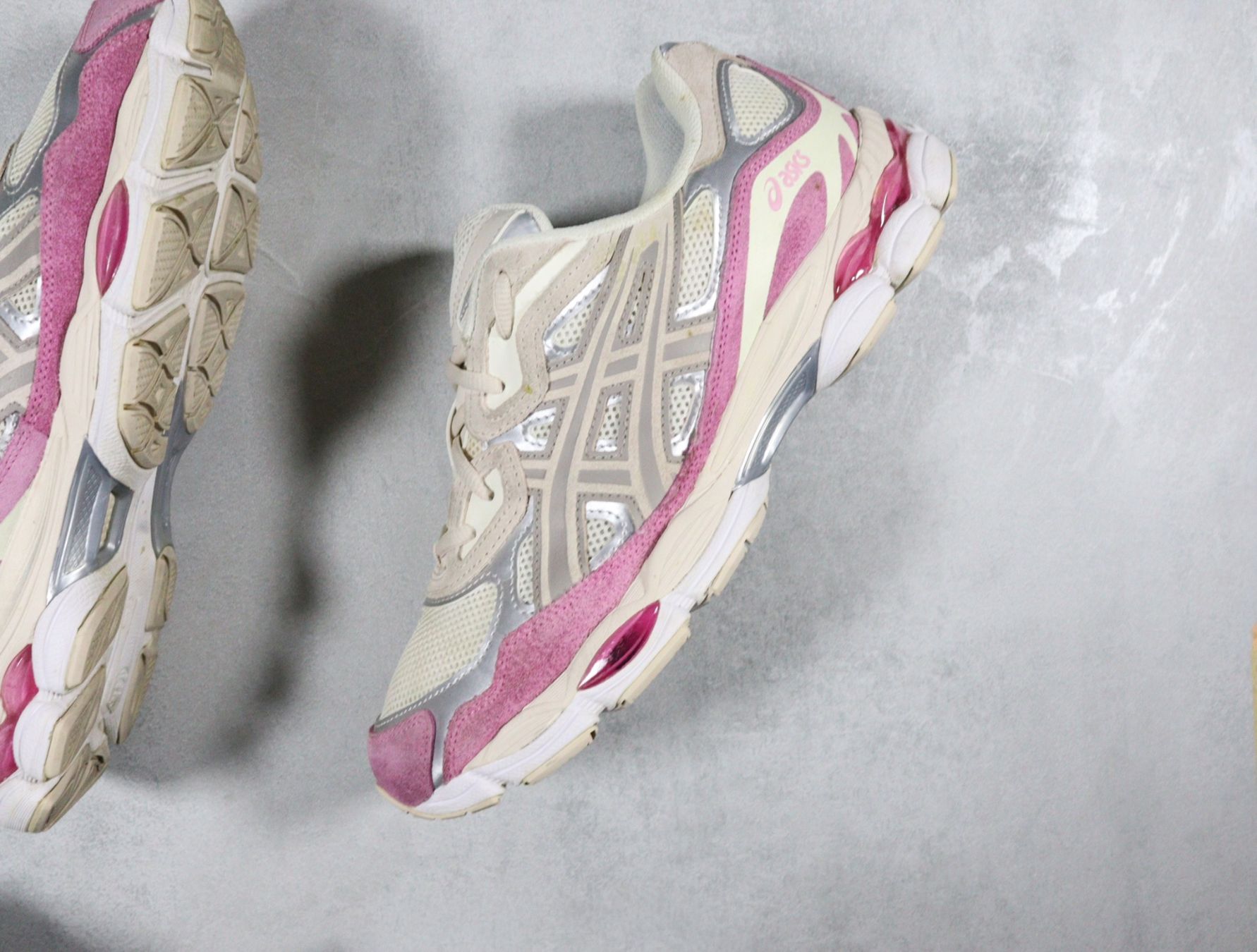 Asics Scarpe da uomo: Asics Gel Nyc Pink Cream – Usato da Lausanne venduto da Kallista-Atelier 2
