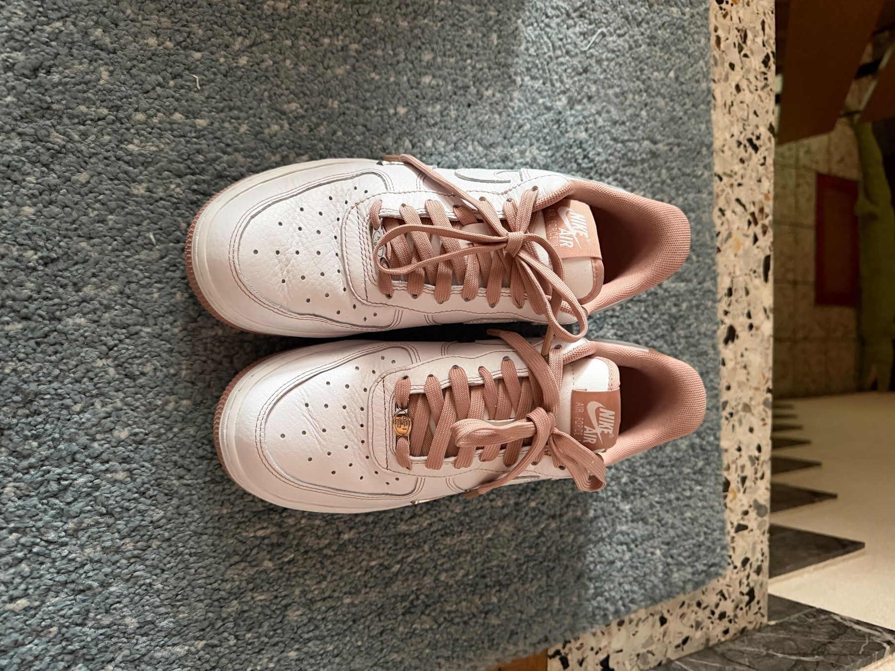 Scarpe da donna: Nike Air Force 1 – Usato da Gommiswald venduto da rup_r6sc
