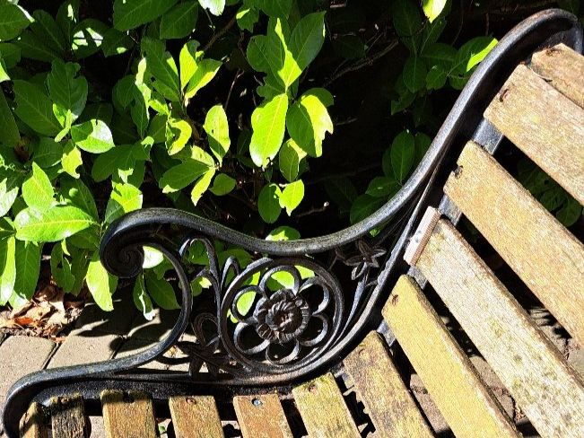 Panchine: Banc de jardin – Difettoso da Neuchâtel venduto da Forestmanz 2