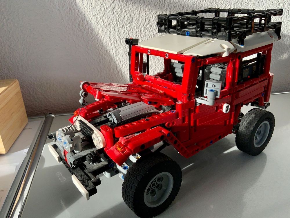 Lego technic toyota land hot sale cruiser