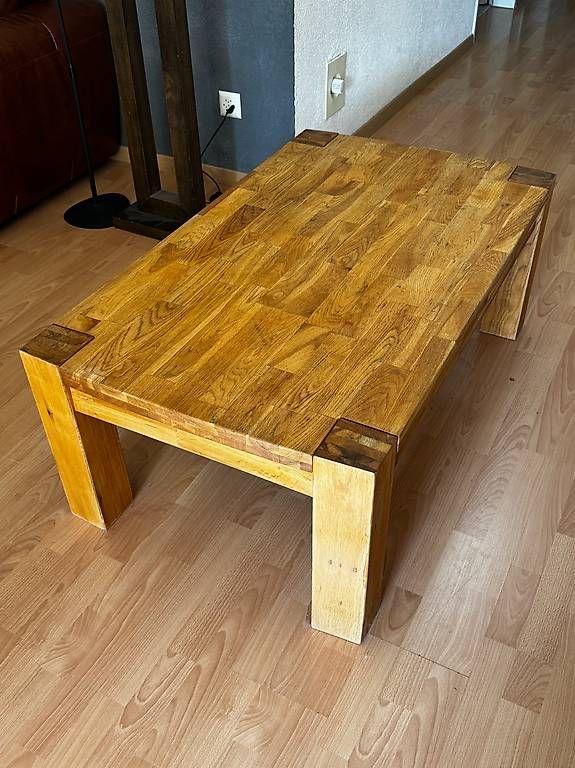 Tavoli: Couchtisch - Massivholz – Usato da Winterthur venduto da blerimgajtani 1