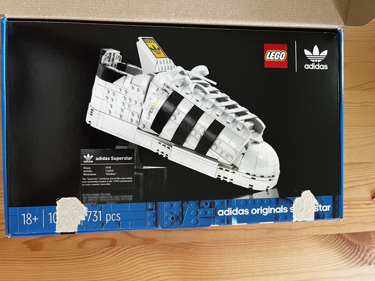 Lego Giocattoli: Adidas Superstar Lego 10282 – Nuovo (secondo la descrizione) da Liebefeld venduto da donetasy