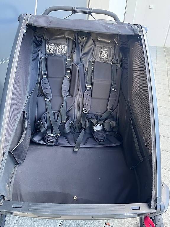Thule Rimorchi: Thule Chariot Sport 2 double – Usato da Humlikon venduto da Holly8 2