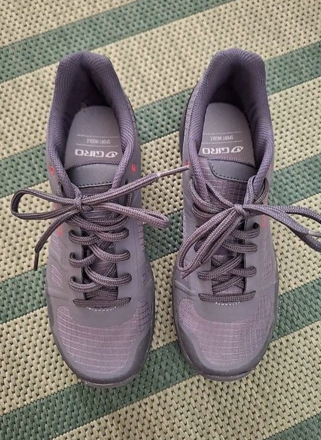 Giro Scarpe da uomo: Giro Gauge Veloschuh – Nuovo (secondo la descrizione) da Zürich venduto da annalenzki 1