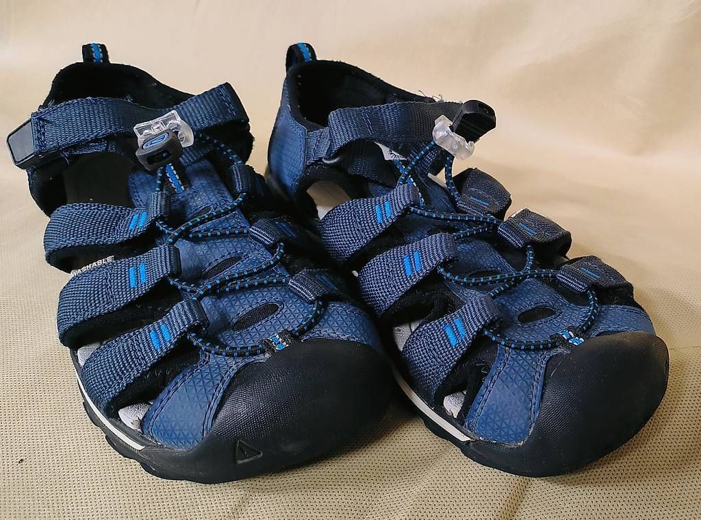 Scarpe per ragazzi: Keen Sandalen Gr. 37 – Usato da BUCHRAIN venduto da MPicardH