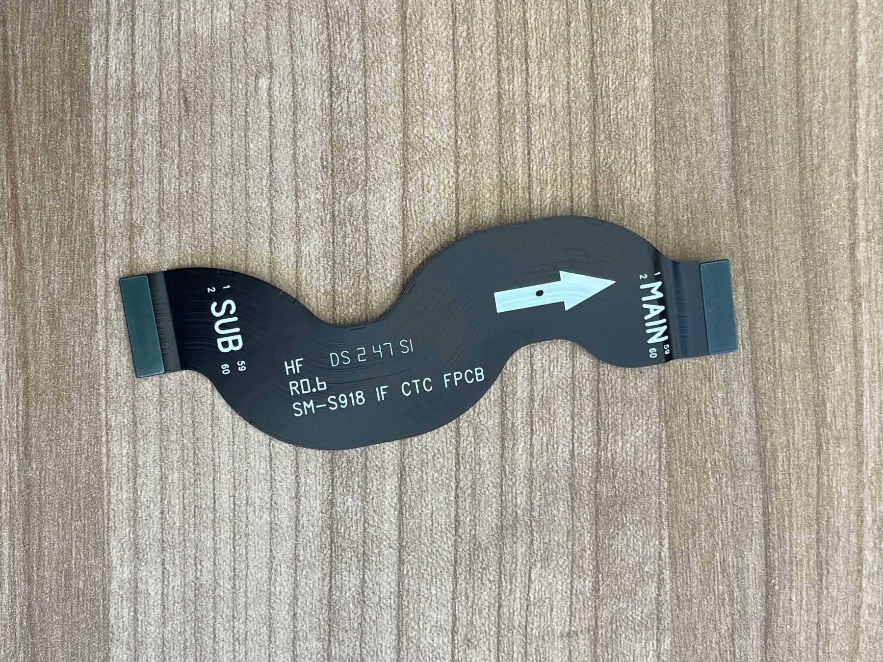 Samsung Cavi: Samsung Galaxy S23 Ultra Main flex Cable – Nuovo e nell'imballaggio originale da bern venduto da reptechnic