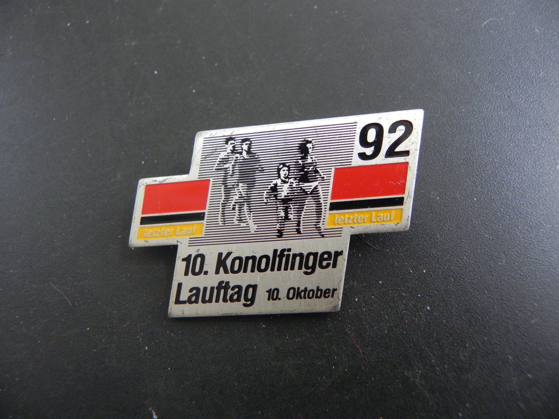 Broches & Aiguilles: Abzeichen Knolfinger Lauftag 1992 – D'occasion à Biel/Bienne par Gogolozi