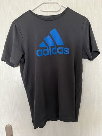 Adidas T-Shirt