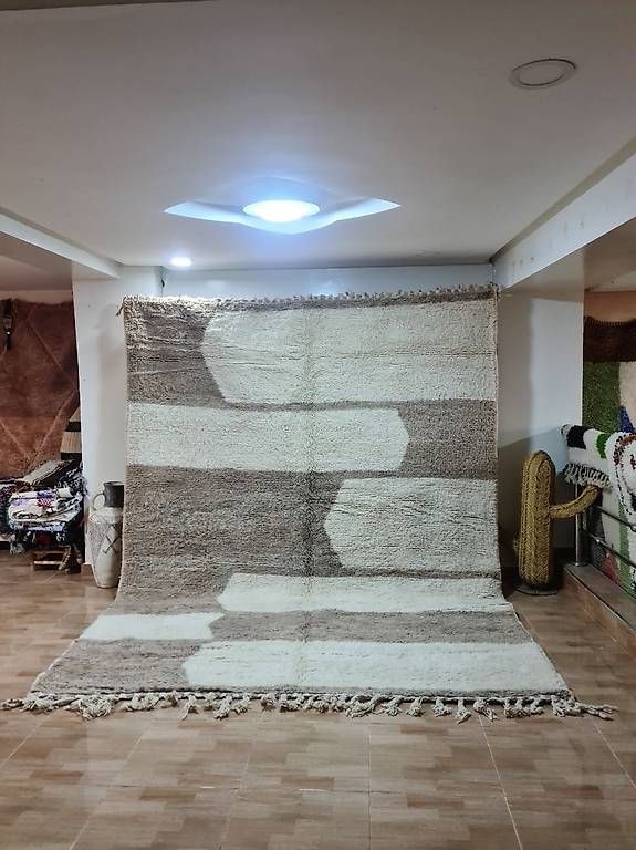 Teppiche: Handwoven Heritage, Elevate your space with Moroccan Rugs – Gebraucht aus Crans-Montana von AtlasWoolWorks 3