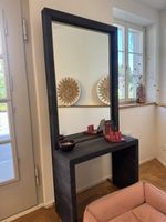 Massgefertigte Spiegelkonsole