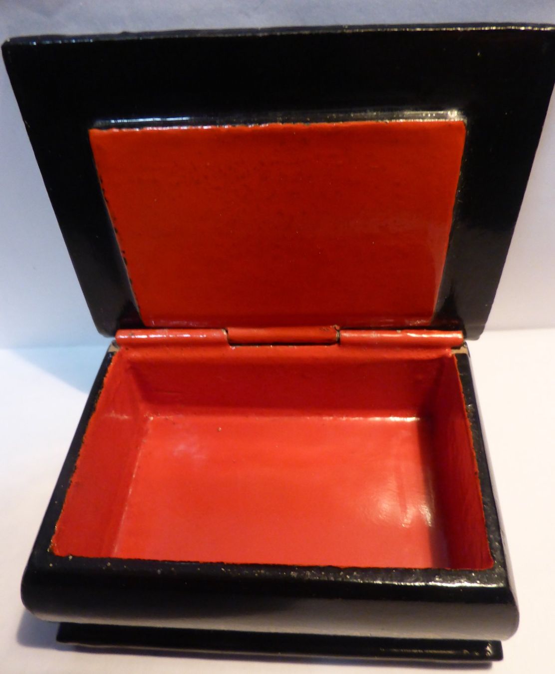 Zuckerdosen: WUNDERSCHÖNE HAND GEMALTE ANTIKE,-GESCHENK-DOSE-7,5 x 5,3 CM – Gebraucht aus Zürich von tritonis 5