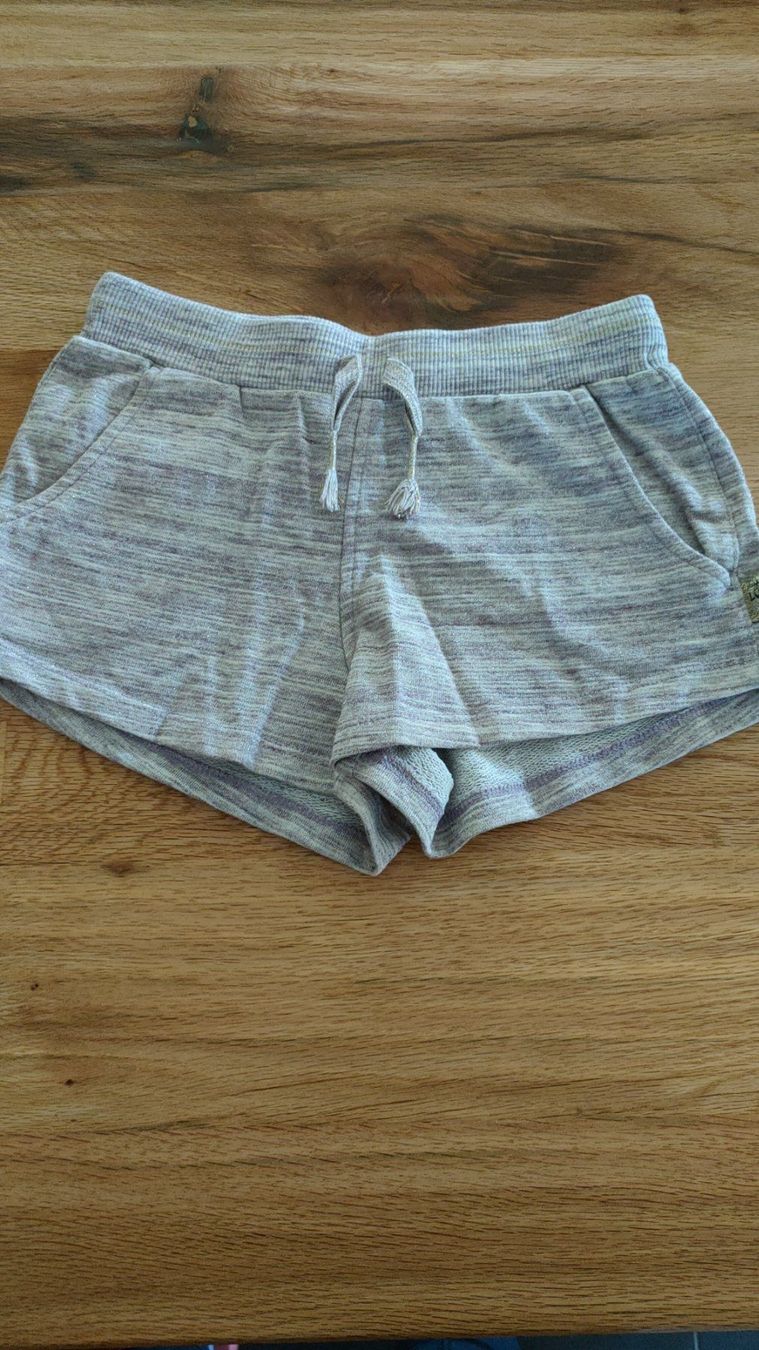Pomp de Lux Pantaloni: Pomp de Lux Shorts 134/140 – Usato da Villmergen venduto da toptip1970