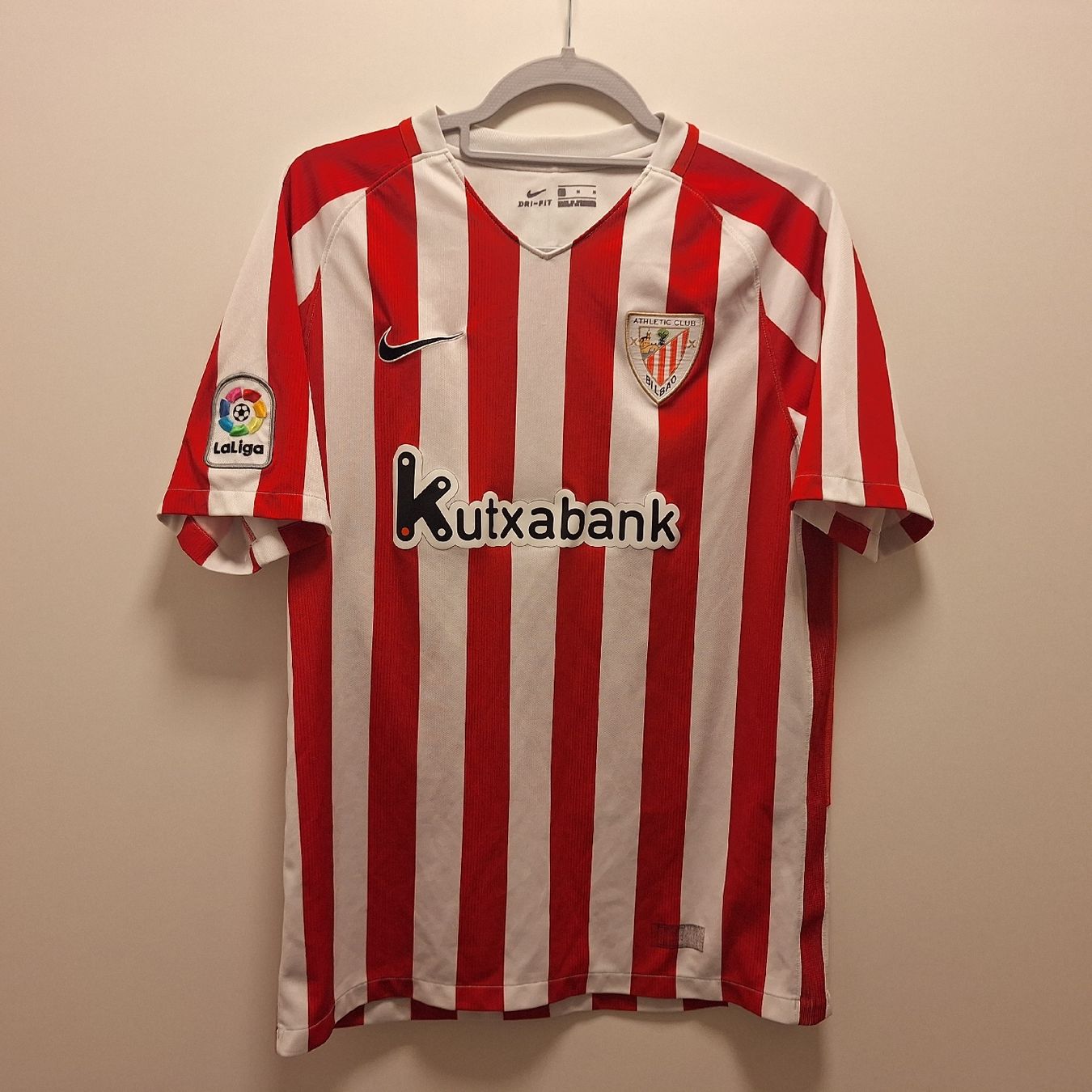 Canottiere & Pantaloni: Nike  Athletic Bilbao Home M 2016-2017 – Usato da Bellinzona venduto da LA-ropa-de-Juan