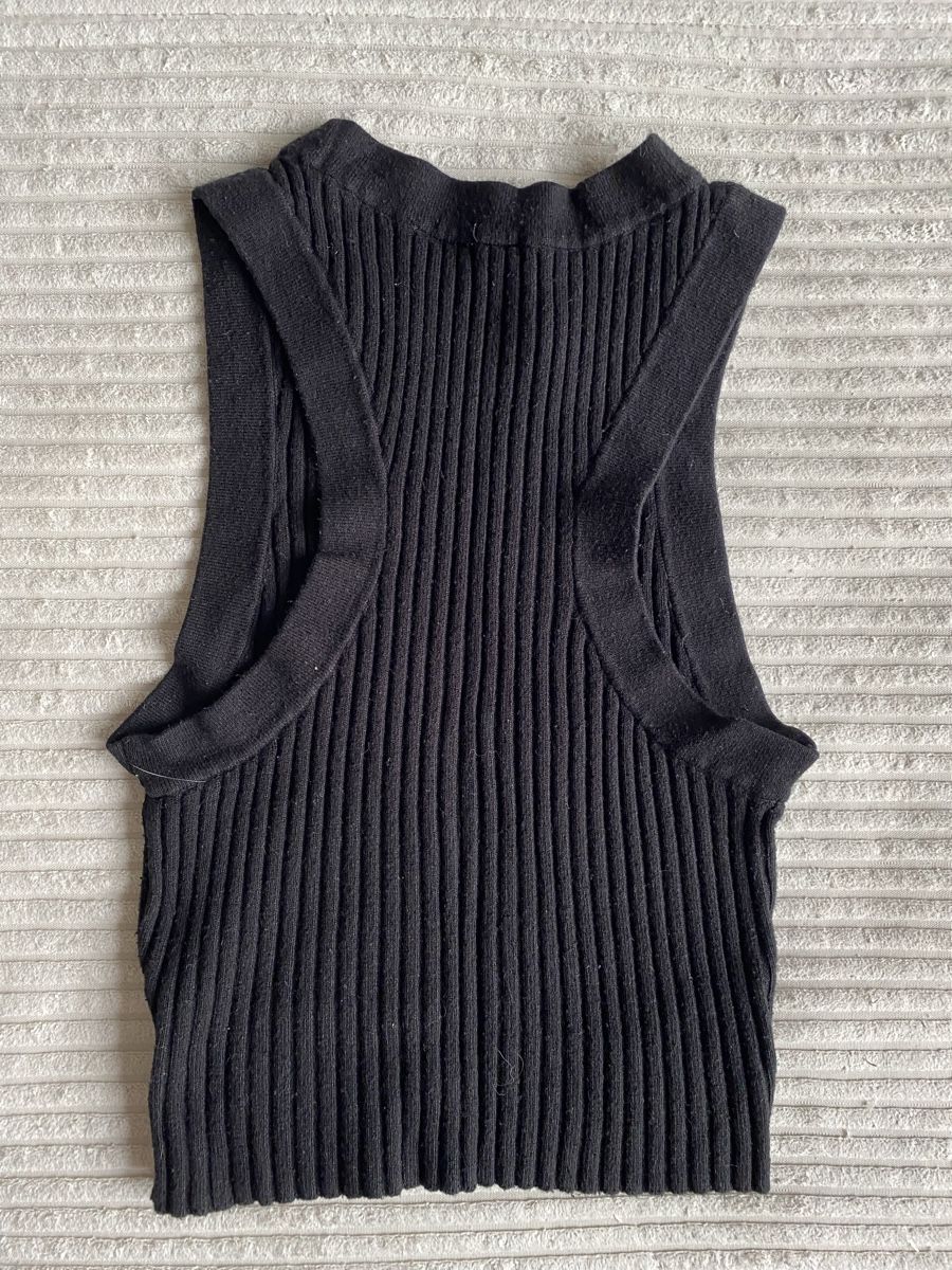 H&M Tops: Top von H&M - Grösse XXS - Schwarz – Gebraucht aus Langenthal von vik_v5ml 1