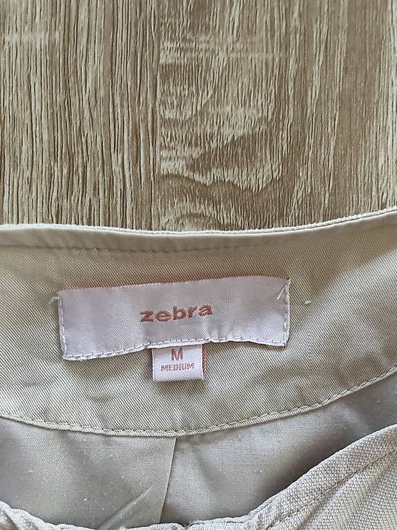 Giacche: Leichte Jacke – Usato da Basel venduto da Make-up-lover 2