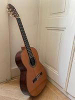 Très belle guitare d'artisan