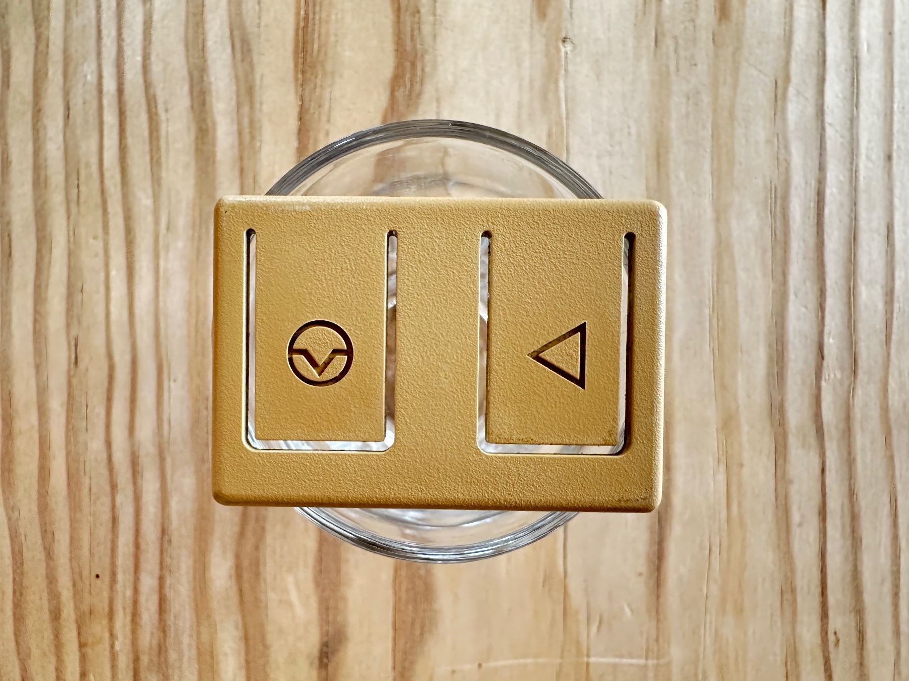 Interruttori: Apple Macintosh original Interrupt / Reset button – Usato da Lugano venduto da Mat_0_taM 1