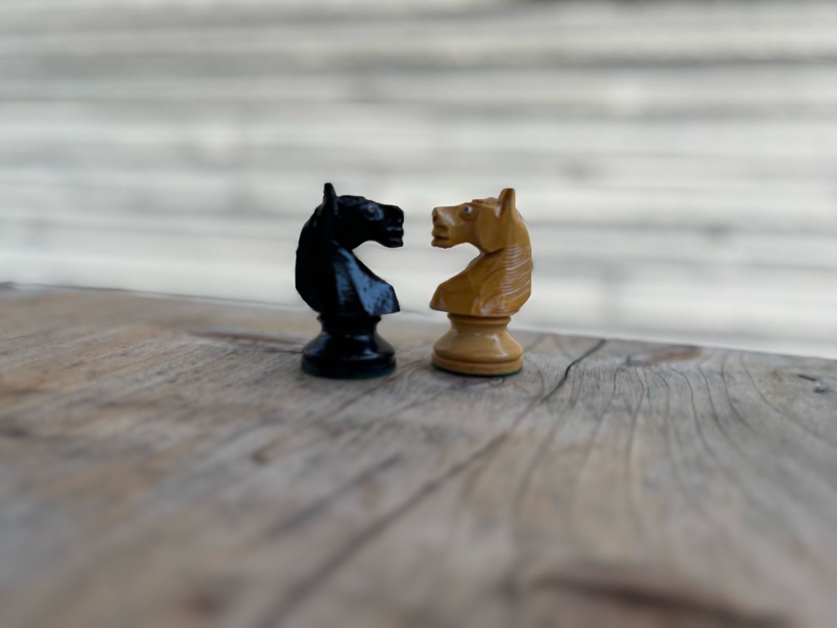 Giochi: Schachfiguren komplett mit Kasten – Usato da Würenlos venduto da Ashley24 2
