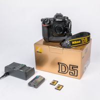 Nikon D5 Spiegelreflexkamera (XQD)
