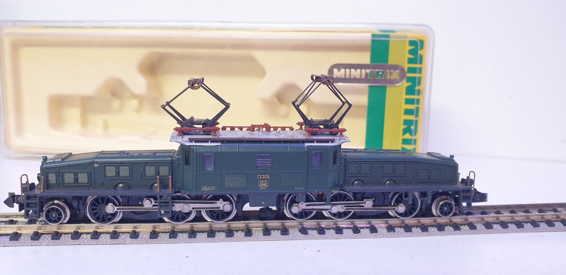 Trix Modellini di ferrovie: Minitrix SBB Ce6/8 Krokodil 12926 – Usato da Neuenhof venduto da ludovicco 1