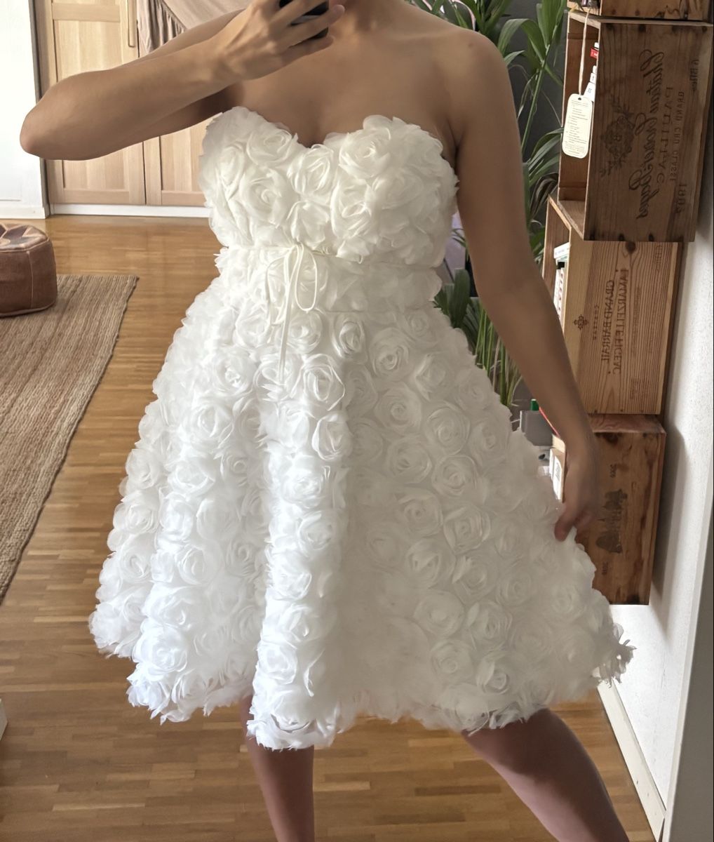 Vestiti: Robe de mariée  – Nuovo e nell'imballaggio originale da Vevey venduto da nis_nj5p 1