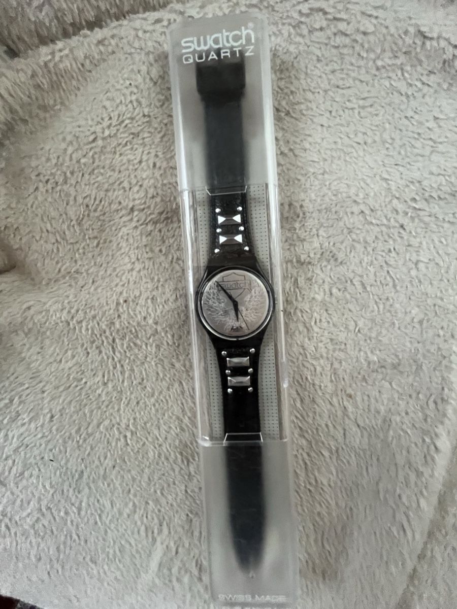 Swatch Montres: Swatch Hipster GB160 – Neuf avec emballage d'origine à Aarberg par Jakaro 1