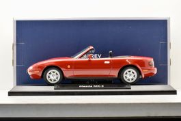 MAZDA MX-5 ROADSTER, Massstab 1:18
