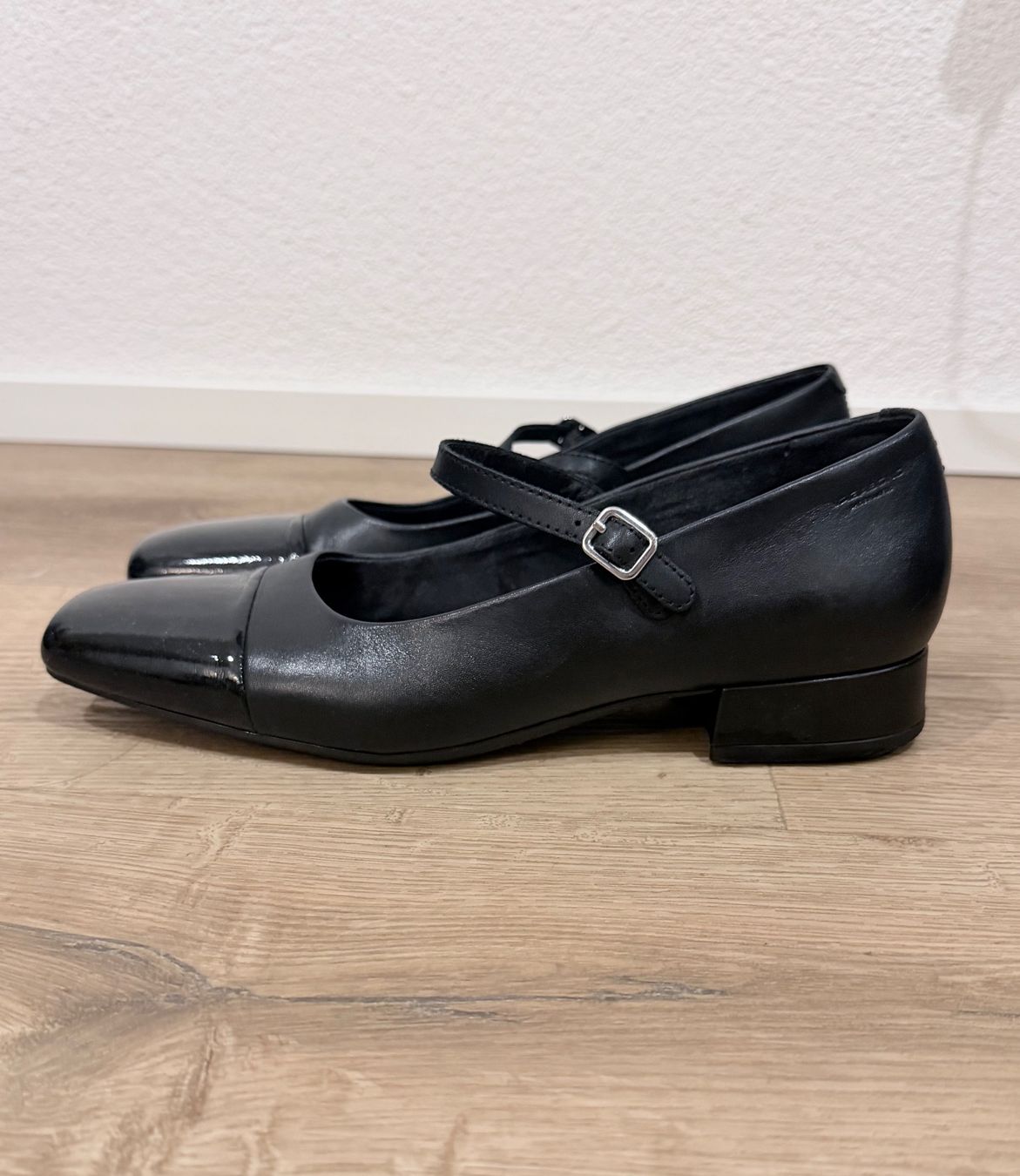 Vagabond Chaussures femmes: Vagabond Mary Jane’s – D'occasion à Aarau par AK_2lqy 2