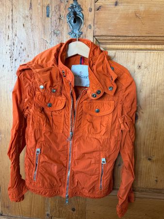 Moncler Jacke, Top Zustand, Gr. 128, Orange, Herbst 🍁