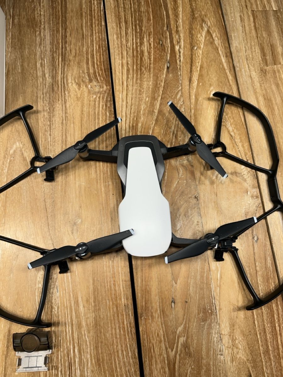 DJI Modellismo RC: DJI Mavic Air Fly More Combo – Usato da Lenggenwil venduto da leoj123 2
