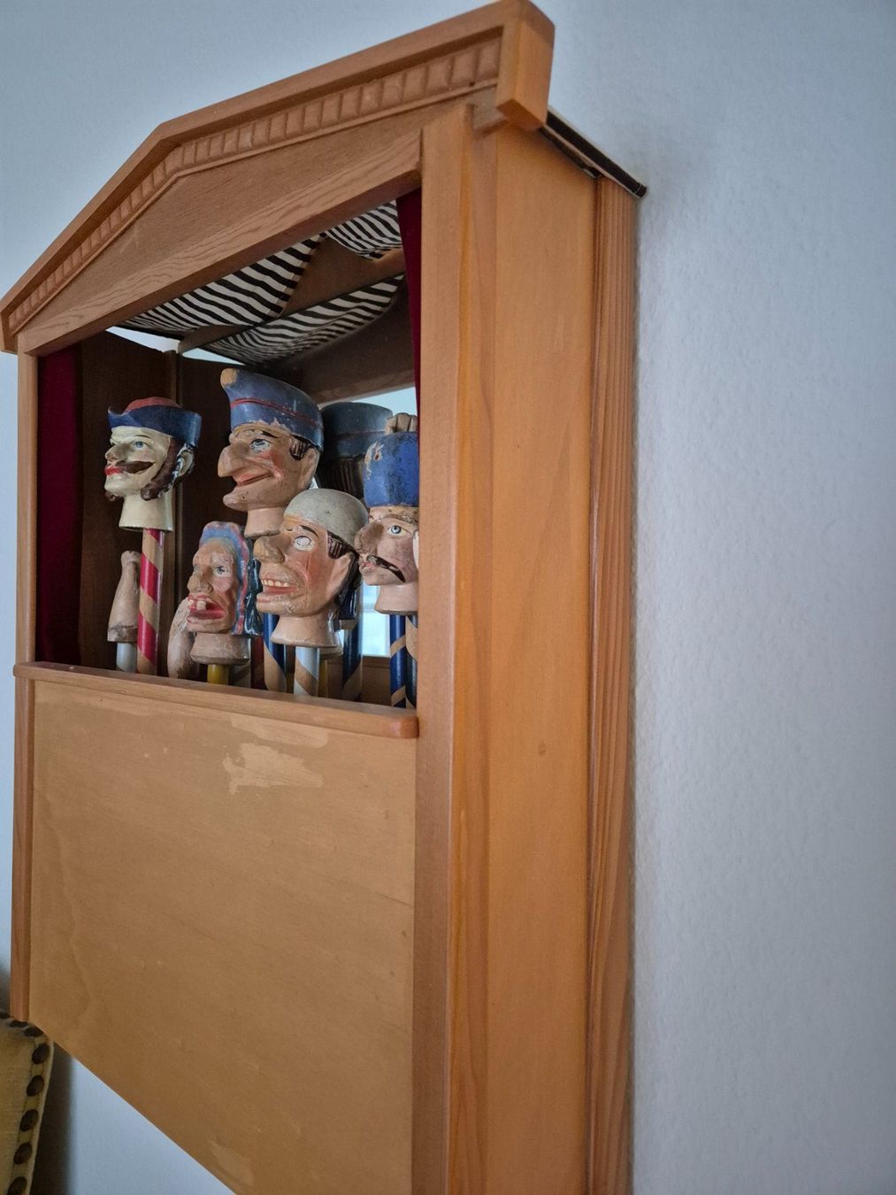 Tutte le decorazioni: Käsperli-Deco-Theater – Usato da Basel venduto da Tatura 2