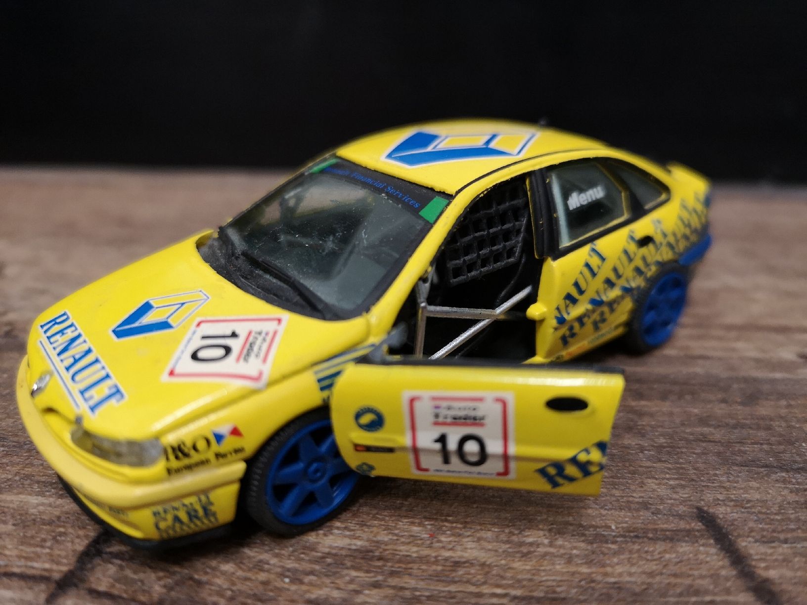 Renault Modellautos: Renault Laguna – Gebraucht aus Teufenthal AG von jana63sc 1