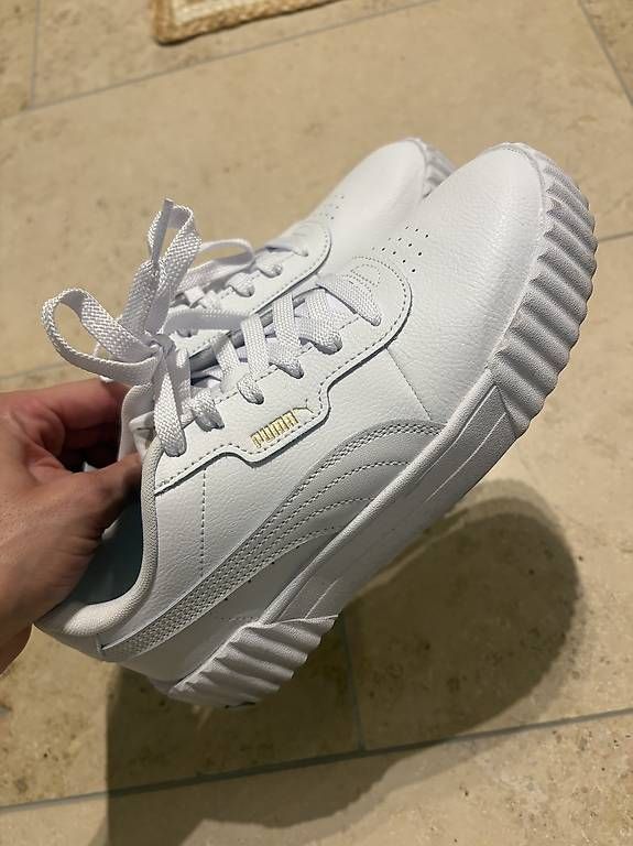 Scarpe da donna: Puma Sneakers  – Usato da Zürich venduto da AJO91