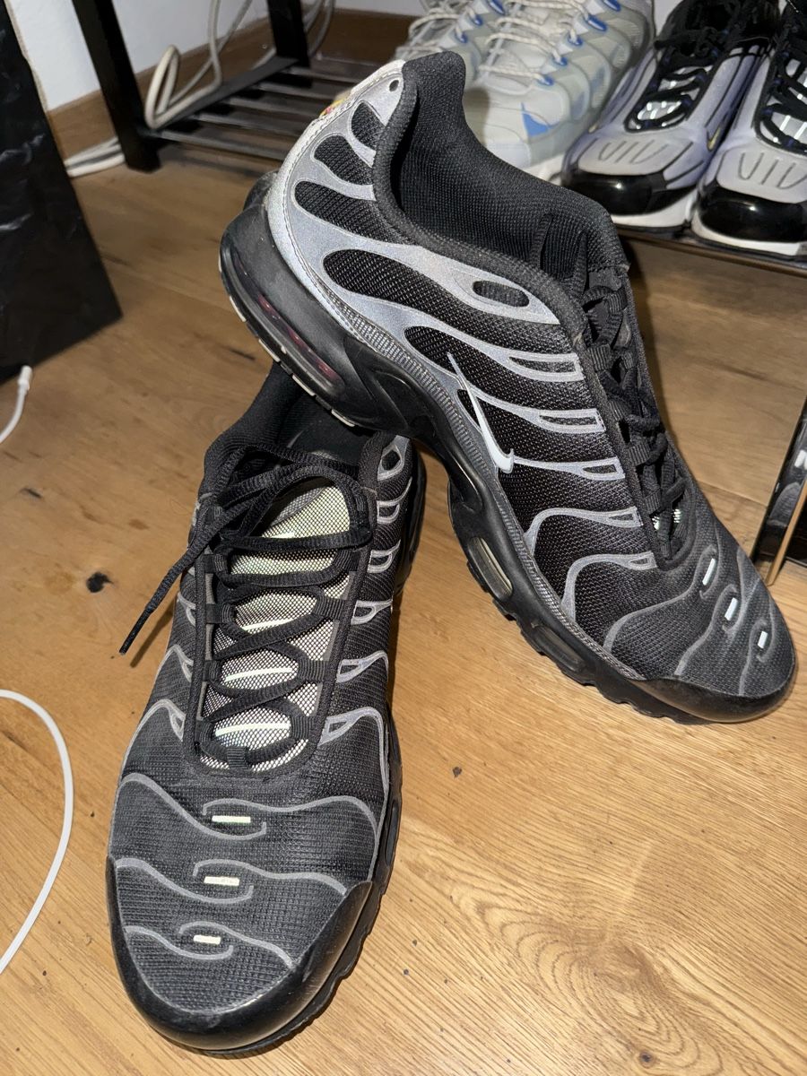 Nike Scarpe da uomo: Nike Air Max Plus Reflective – Usato da Domat/Ems venduto da kik_8btw