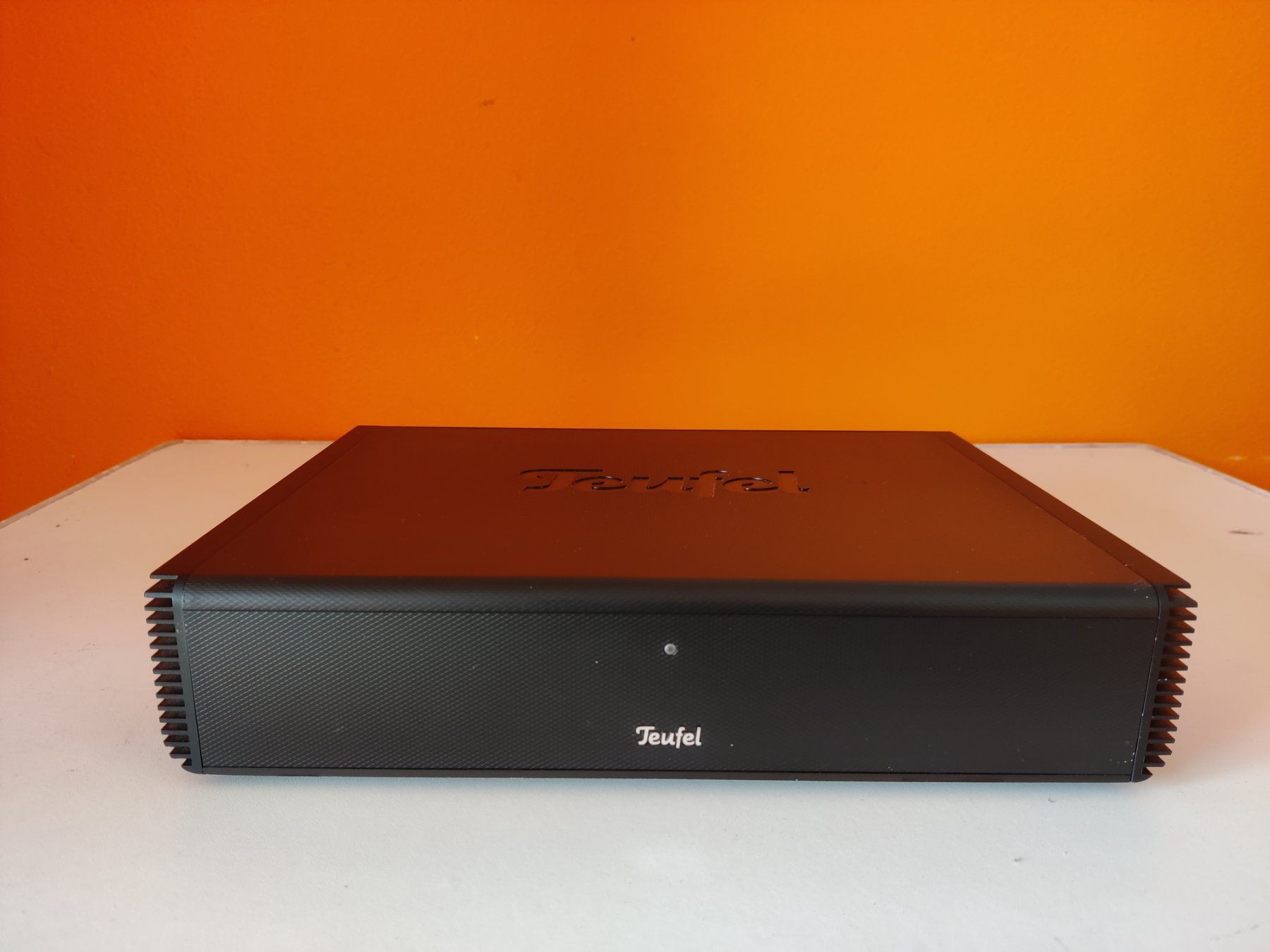 Teufel Ricevitori: Teufel Corestation Ultrakompakter AV-Receiver  5.1 – Usato da Viganello venduto da XTECHSTOREX 3