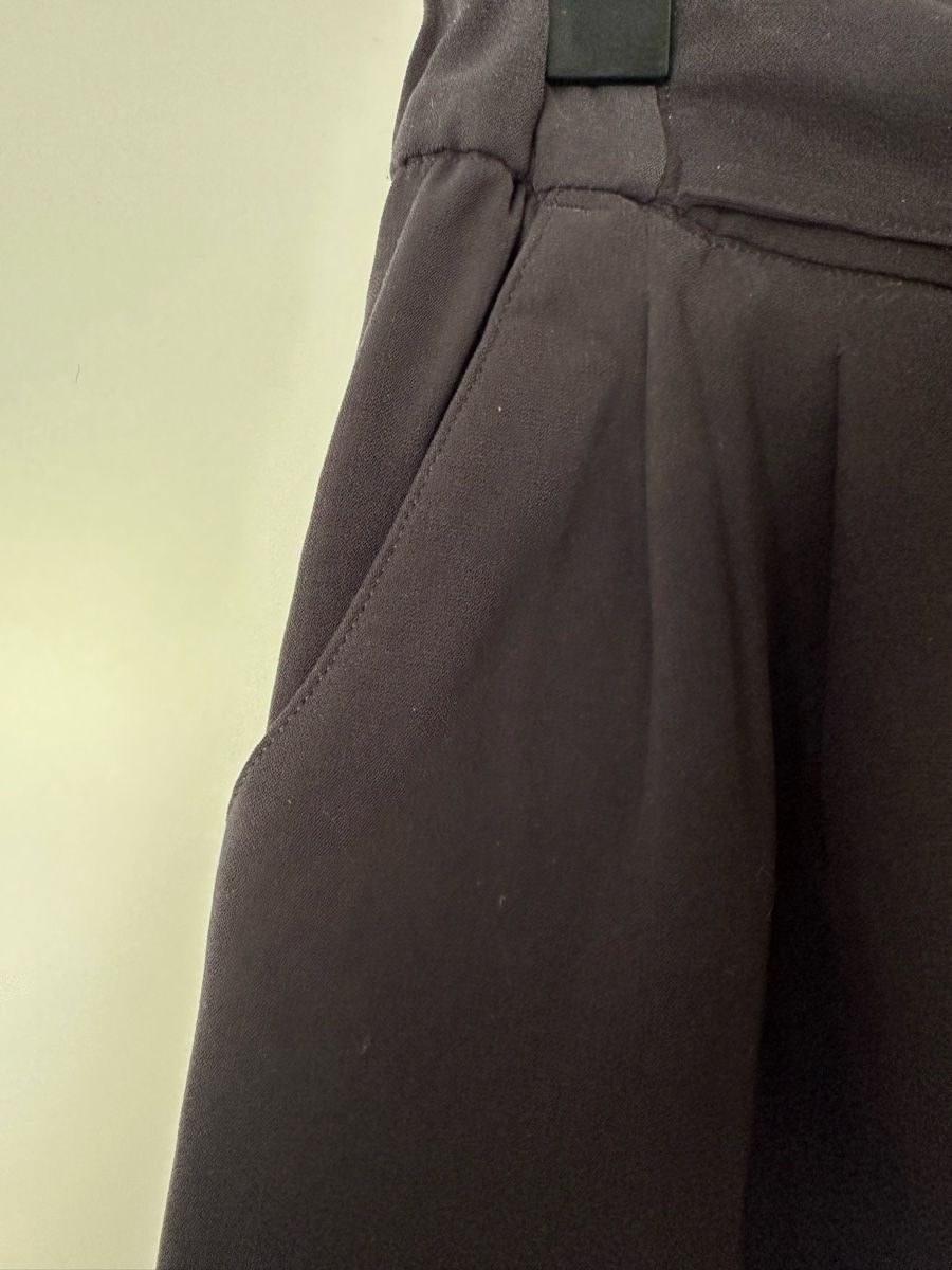 Lululemon Pantaloni: womens lululemon casual crop size 2/eu34 – Nuovo (secondo la descrizione) da bözberg venduto da amy_7wz8 4