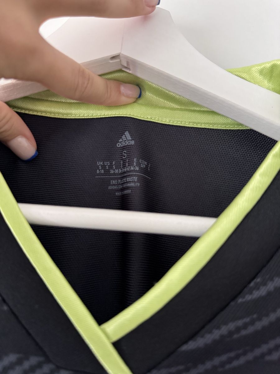 Real Madrid Canottiere & Pantaloni: Maillot Real Madrid – Nuovo (secondo la descrizione) da Aigle venduto da aak_9cnx 2