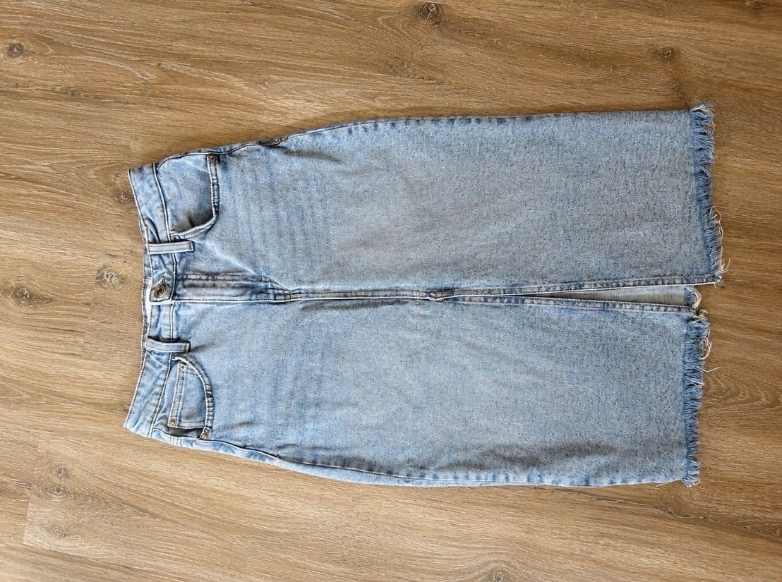 Röcke: Jupe en jean bleu clair taille 34 – Gebraucht aus Broc von marineee