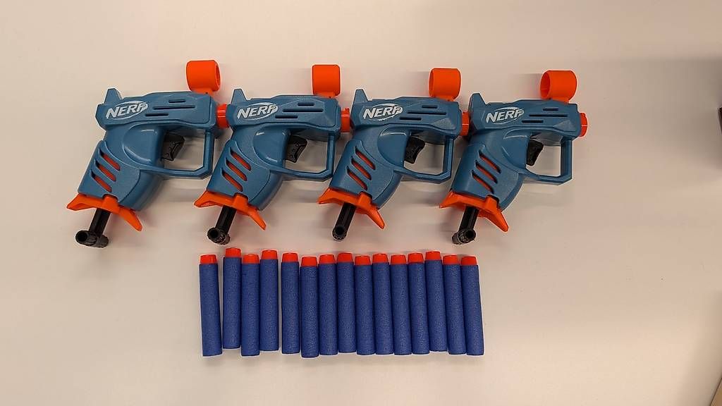Jouets: NERF Set 4x Elite 2.0 + 15 Darts – D'occasion à Zürich par chr_5kjh