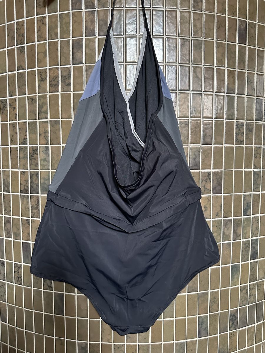 Maillots de bain & Bikinis: Badeanzug mehrfarbig Grösse M  – D'occasion à Himmelried par cookie50000 1